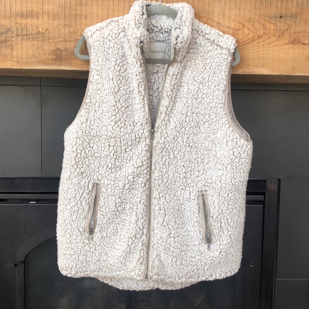 Thread Supply oversized Sherpa vest